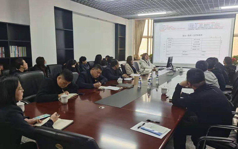 财务融资部开展财务报销票据审核及流程业务培训