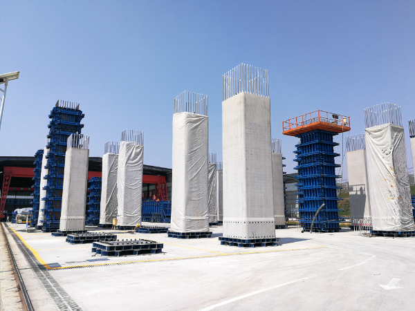 中建安装装配式预制墩身盖梁