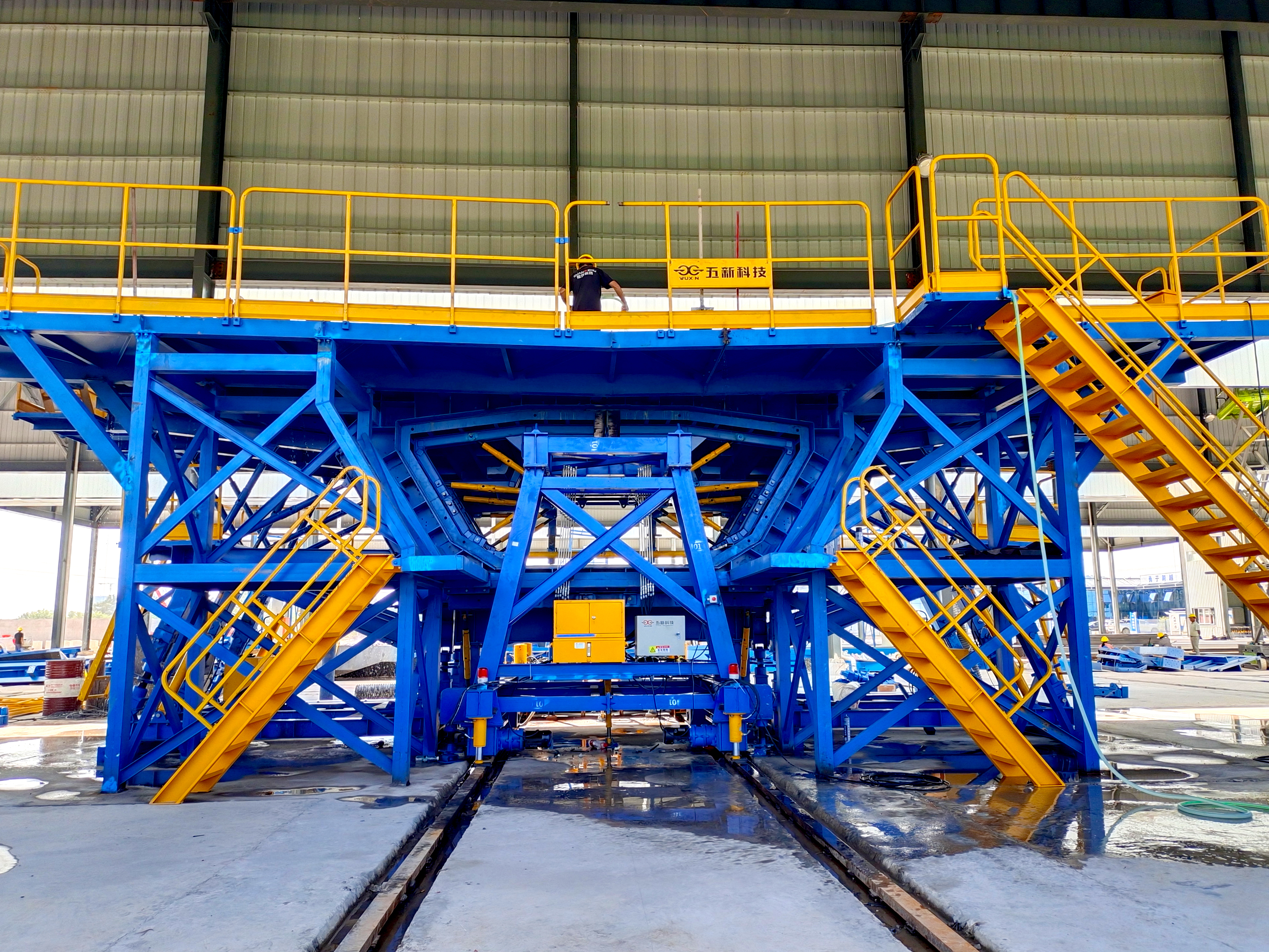 广佛西环线中铁十局节段梁 (4).jpg