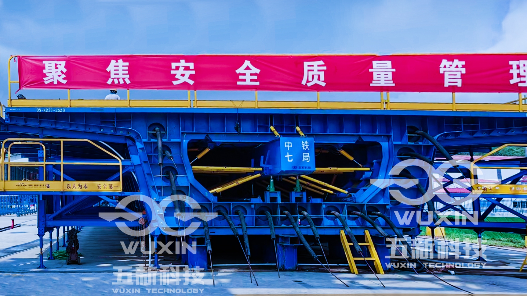 中铁七局广湛铁路肇庆制梁场 (7)_副本.jpg