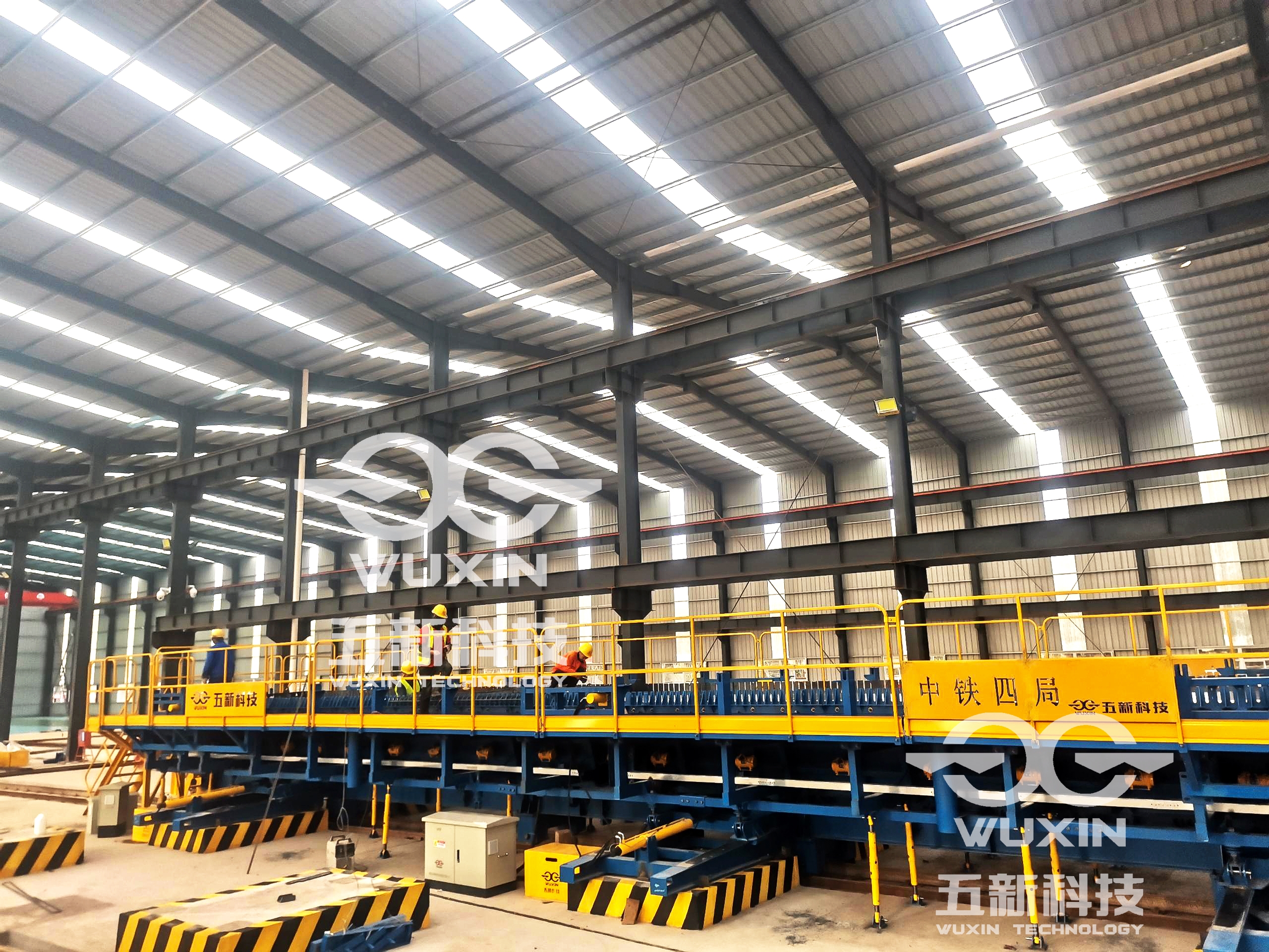 中铁四局-梨东高速