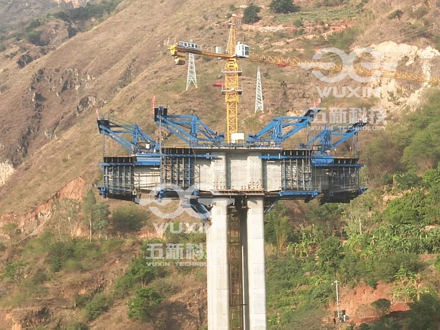 中铁十八局-召泸高速