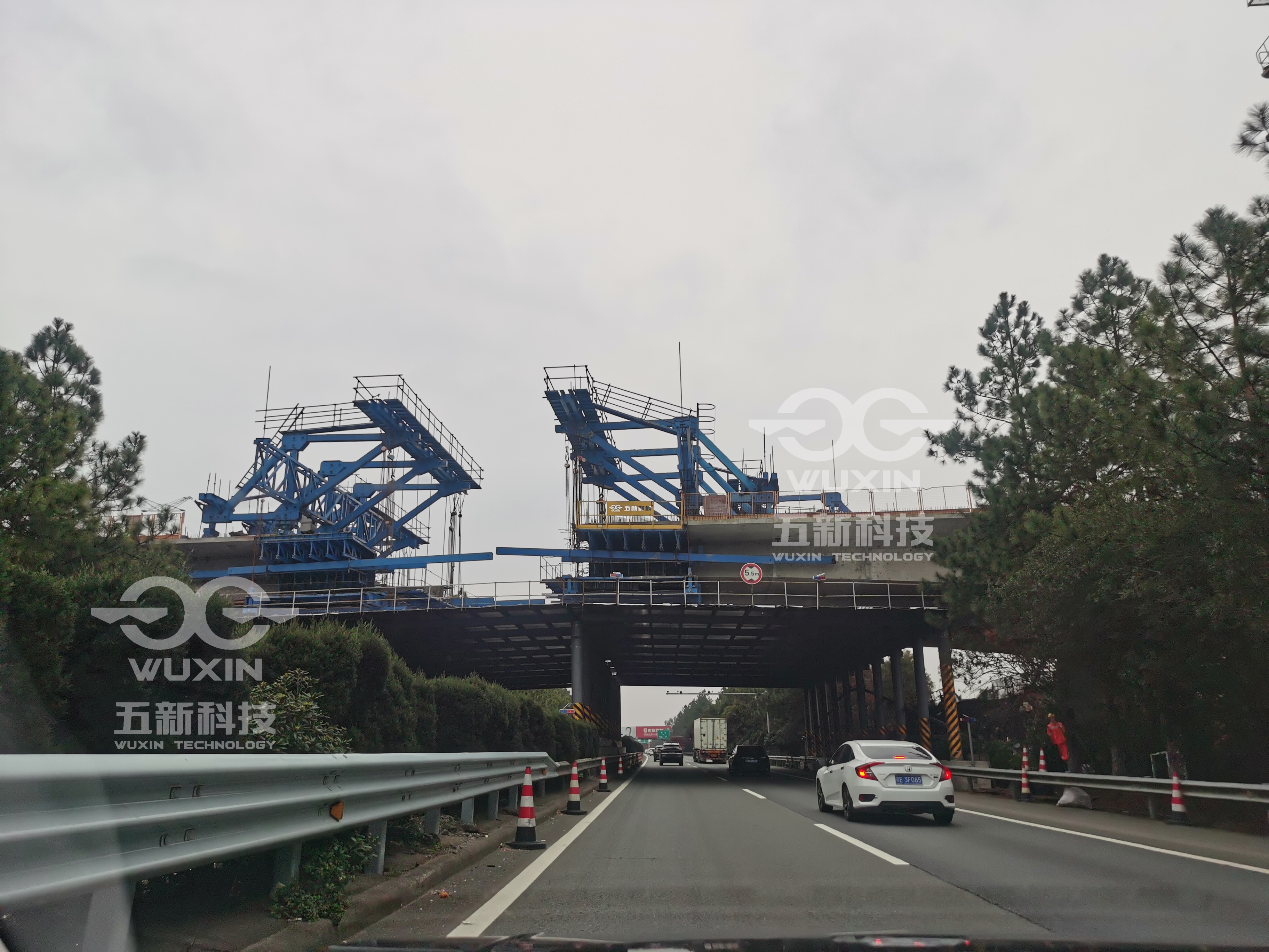 中铁十五局-贵溪市跨沪昆高速